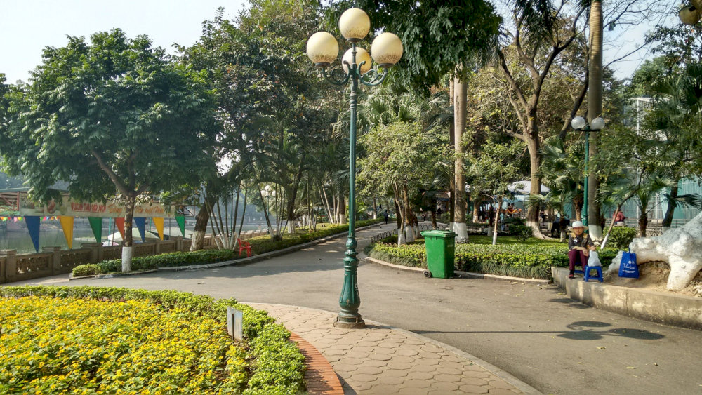 Visit Hanoi Zoo and enjoy a full day of adventure for both adults and children